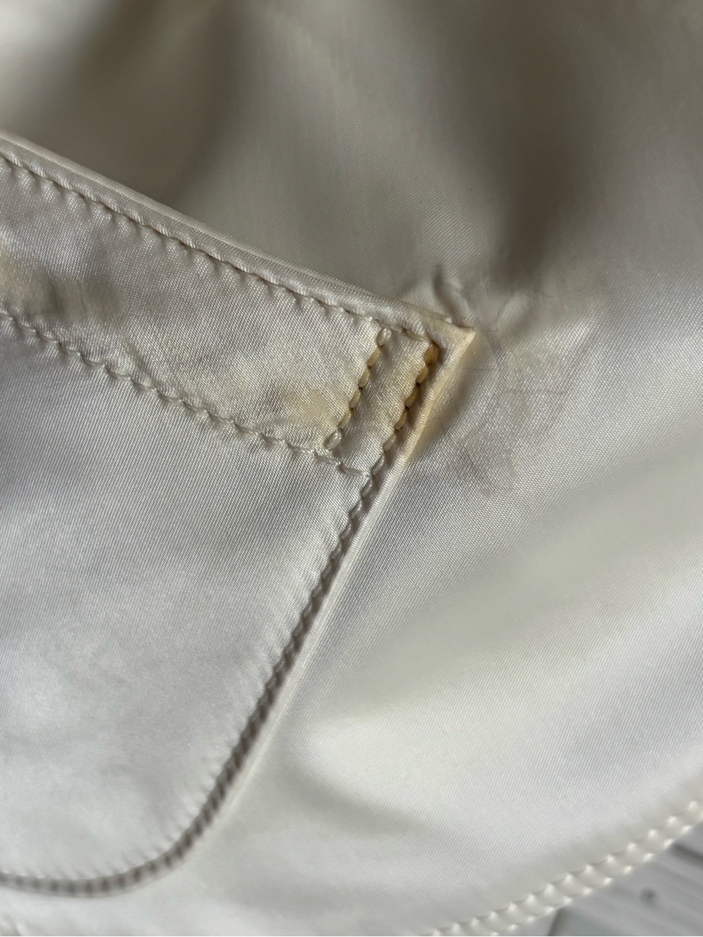 Vintage Y2K Coach Ivory Satin Hampton Shoulder Hobo Bag - Picture 2 of 15